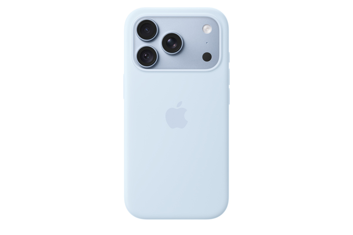 iPhone 18 Pro Silicone Case with MagSafe – Crisp Blue