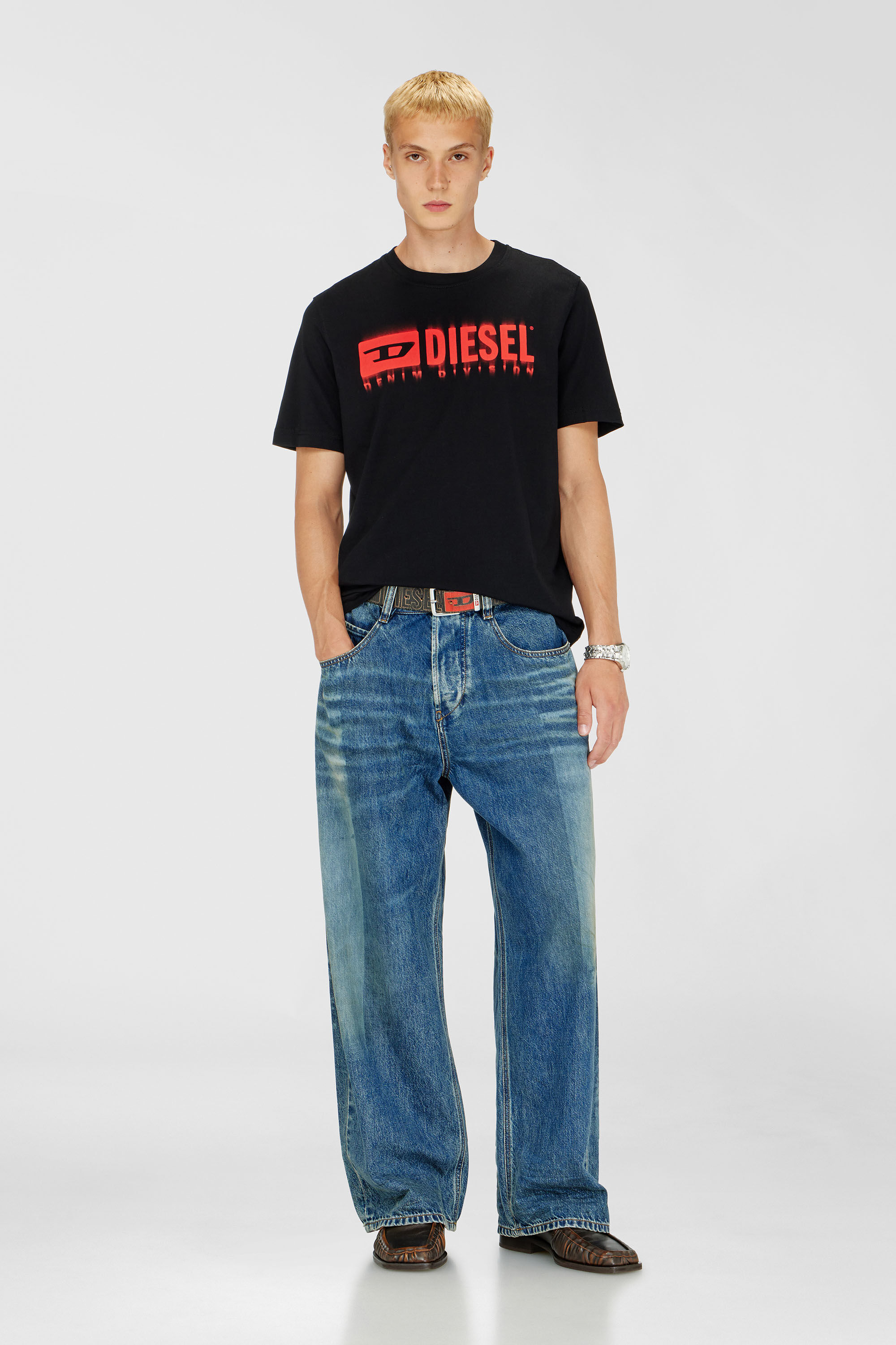 T-shirt with blurry Diesel logo