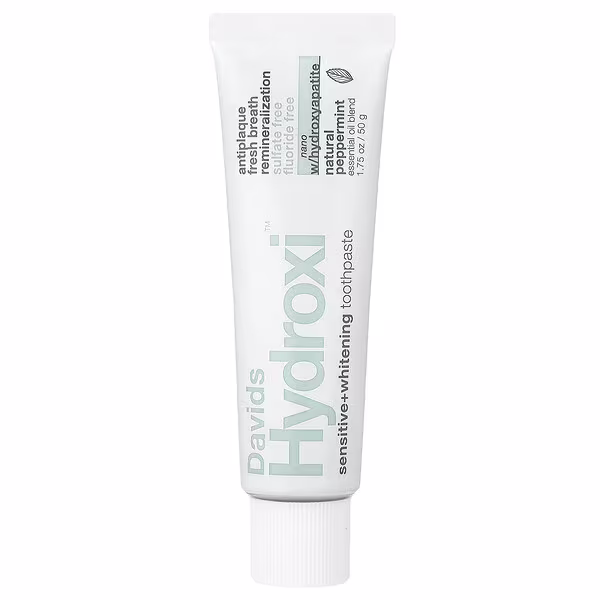 Davids, Sensitive + Whitening Toothpaste, Natural Peppermint, 1.75 oz (50 g)