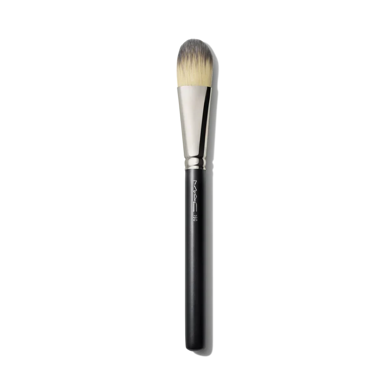 M∙A∙C 190S Foundation Brush